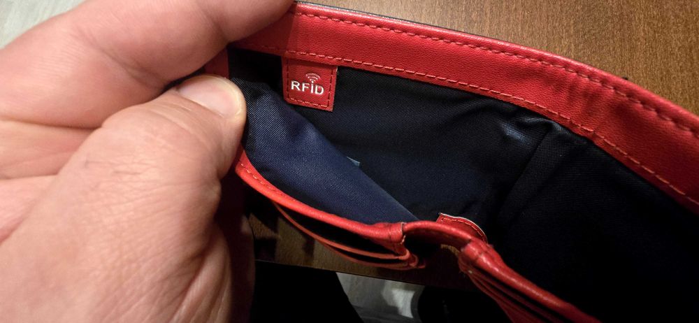 Портмоне томи джинс с рфид защита