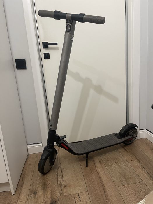 Электро самокат ninebot