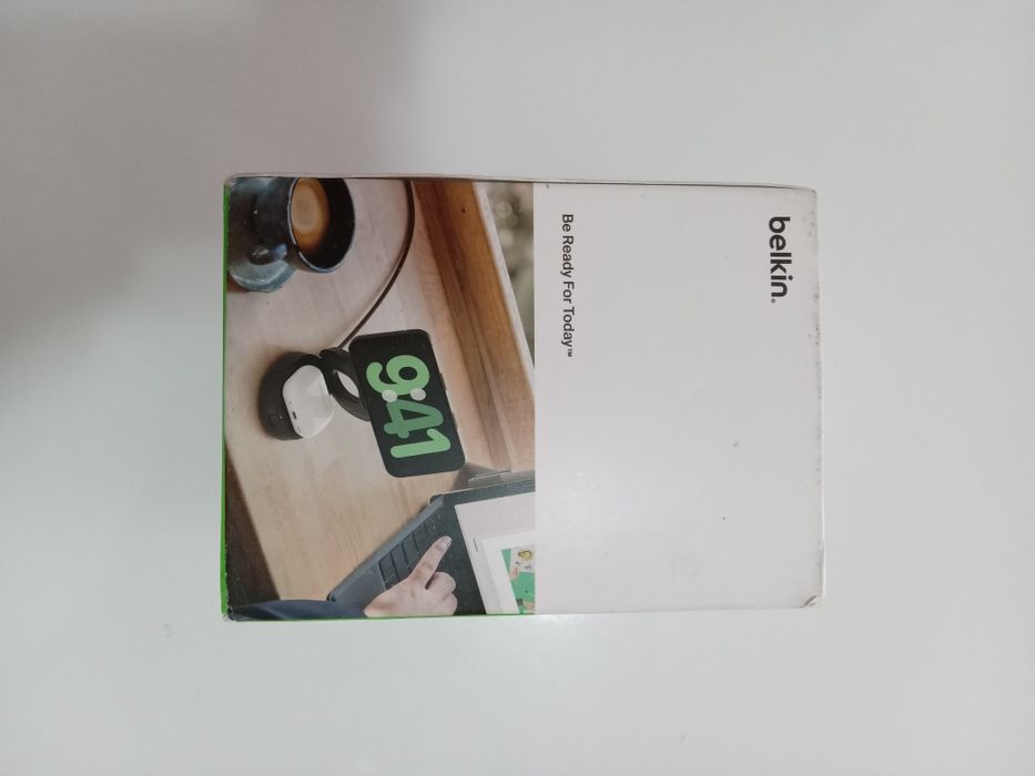 Безжично зарядно Belkin BoostCharge 2-in-1 Convertible Magnetic