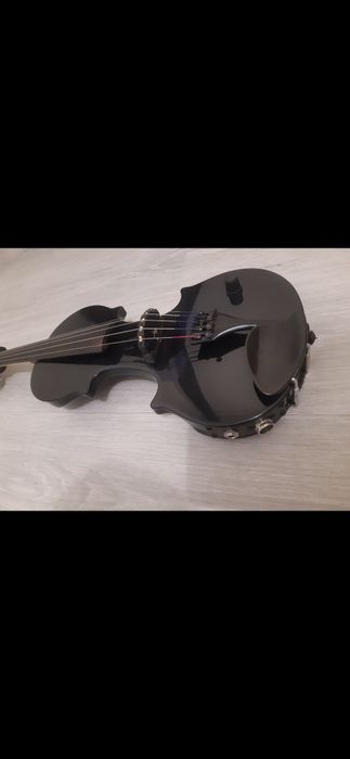 Vioara  Zeta.model cv 45 noua