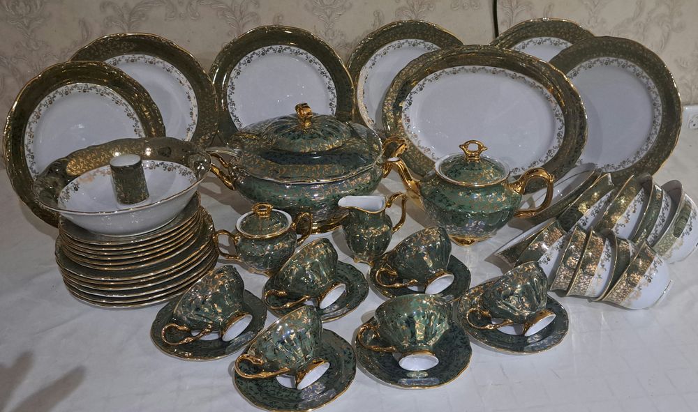 Чехословакия оргинал чайно_столовый сервиз "Хамелион"перламутр на 6