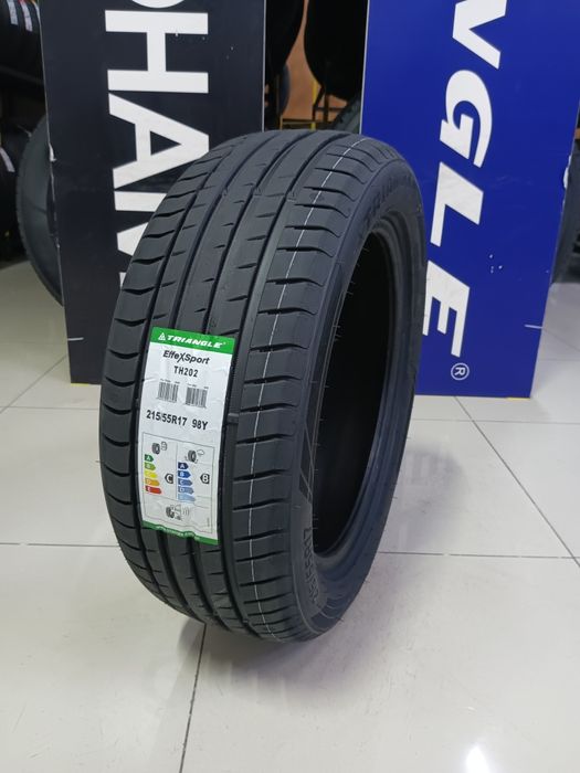 Летние шины 215/55/R17 Triangle