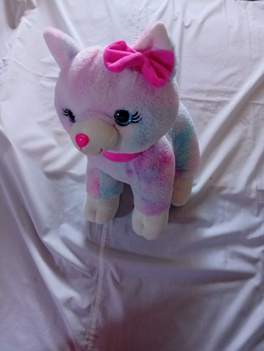 Pisică de pluș mare