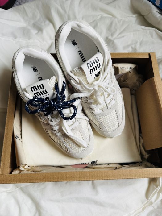 Кроссовки new balance x miu miu