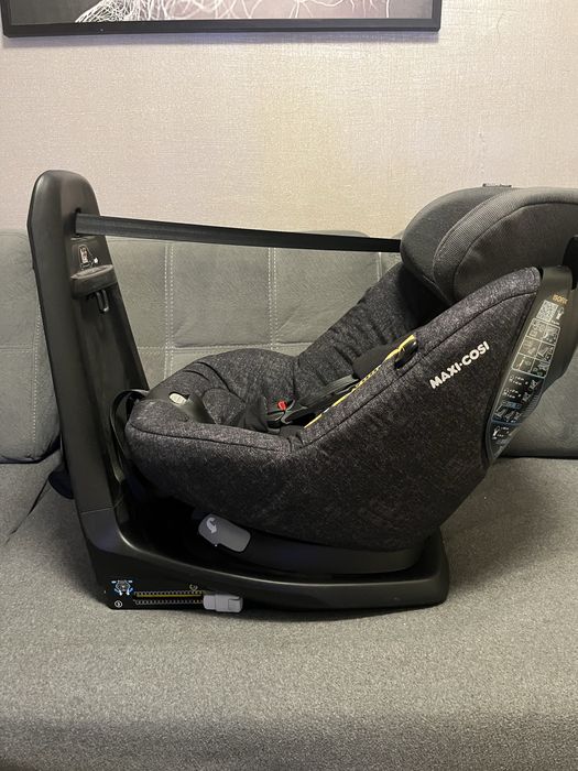 Столче за кола Maxi Cosi Assixfix Plus