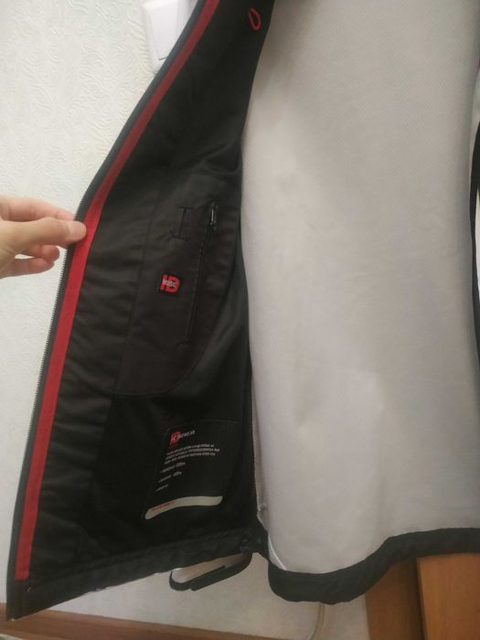 Ветровка-курточка