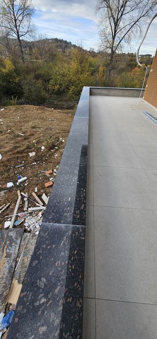 Мрамор и гранит по размер – плотове, стъпала, подпрозоречни первази