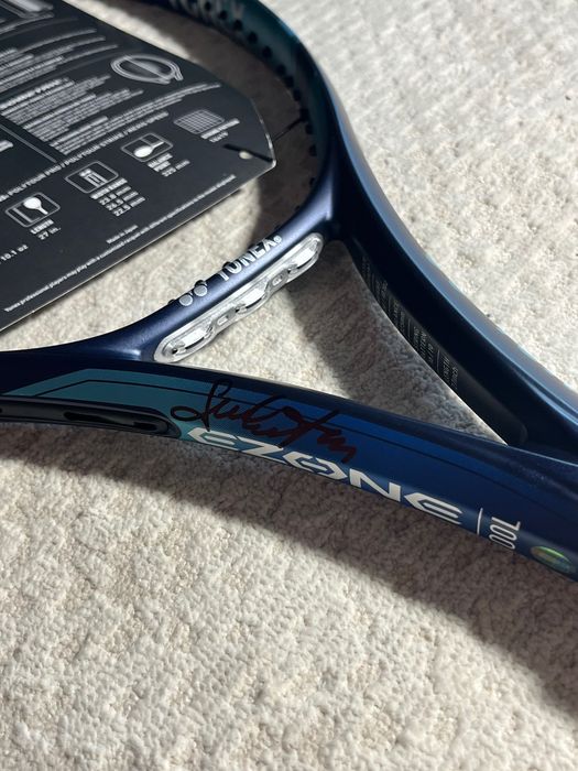 Racheta tenis YONEX semnata Simona Halep