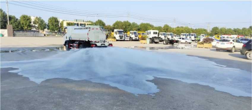 HOWO 4*2 Suv tashish mashinasi