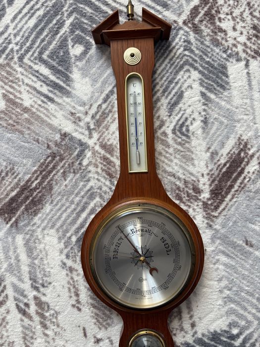 pendula ceas acvatic