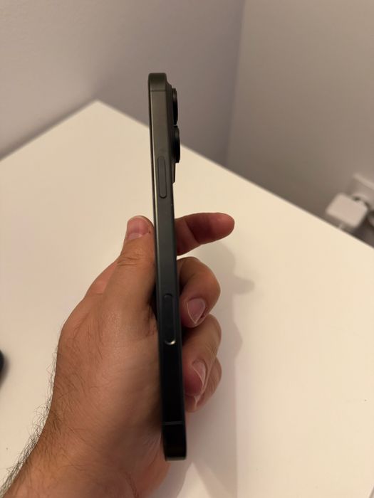 Vand Iphone 16 pro max 256 GB deblocat