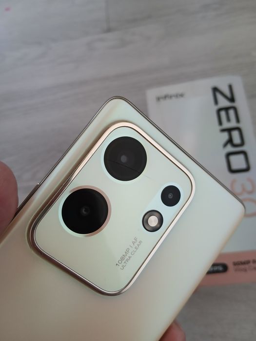 Infinix ZERO 30 8/256GB!