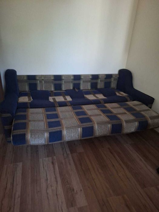 Canapea cu spatiu de depozitare