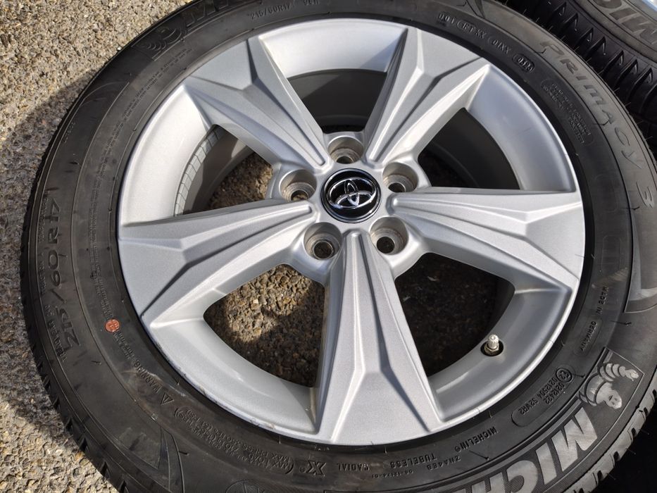17" оригинални алуминиеви джанти за Toyota Chr.