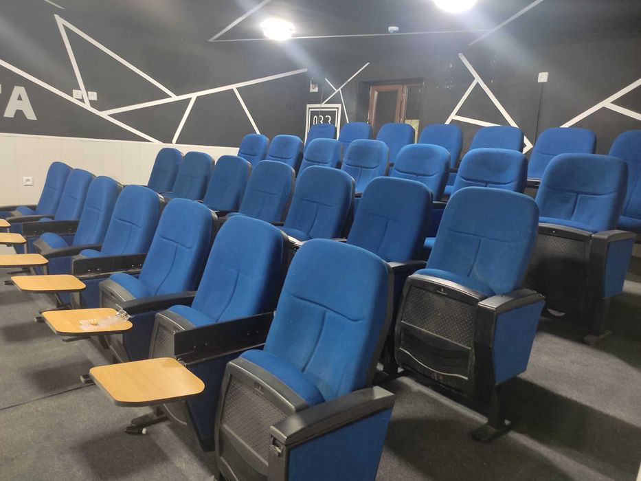 Кресло театральный " Winner "