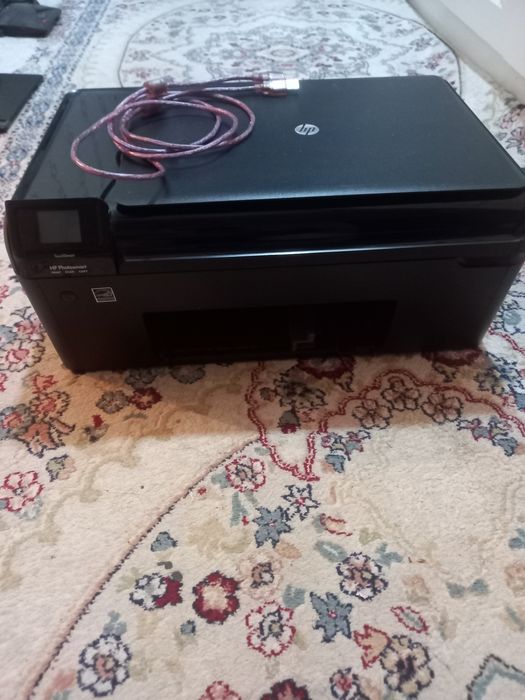 Принтер НР 3 в 1 : принтер, сканер, ксерокс.