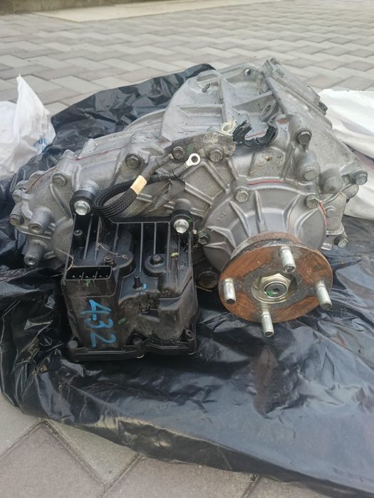 Раздатка Toyota Land Cruiser 150 Prado