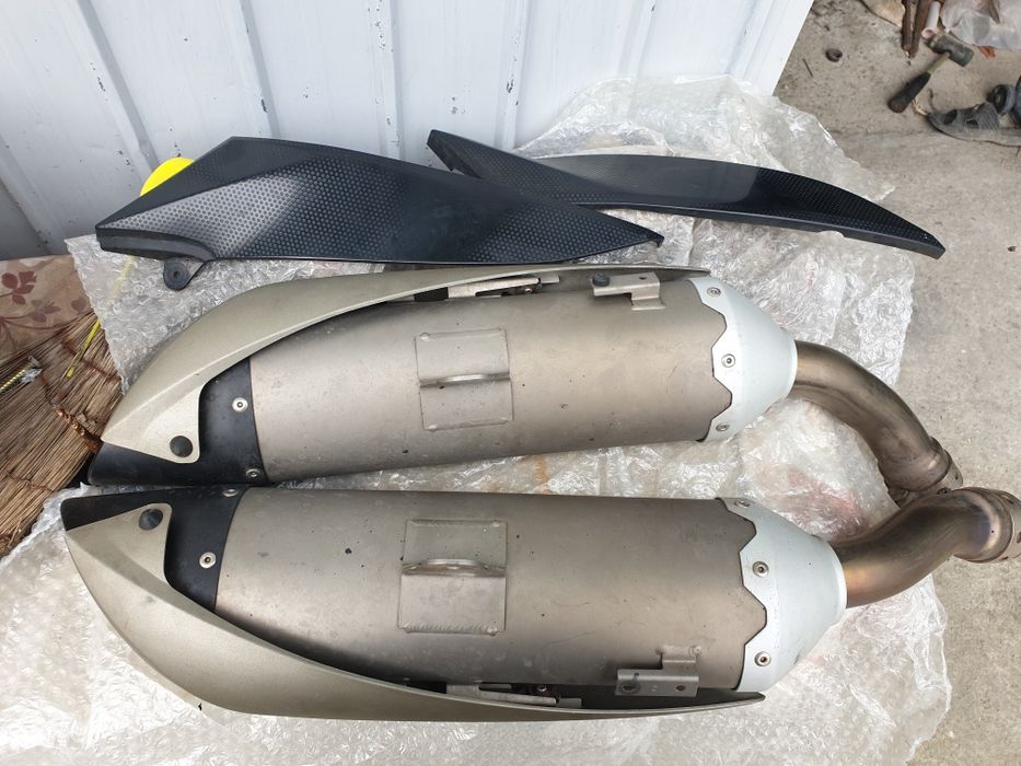 Bord yzf r1 ,radiator , tobe stock si evacuare mivv cbr 1000rr