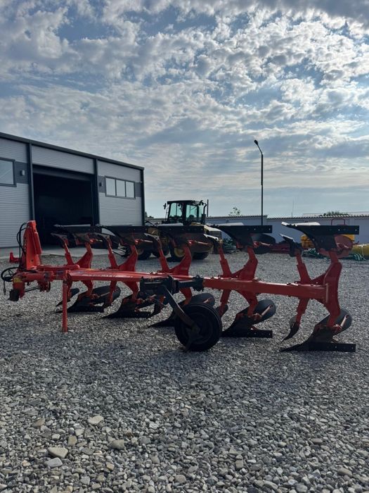 Plug agricol Kuhn Multimaster121-5 trupite