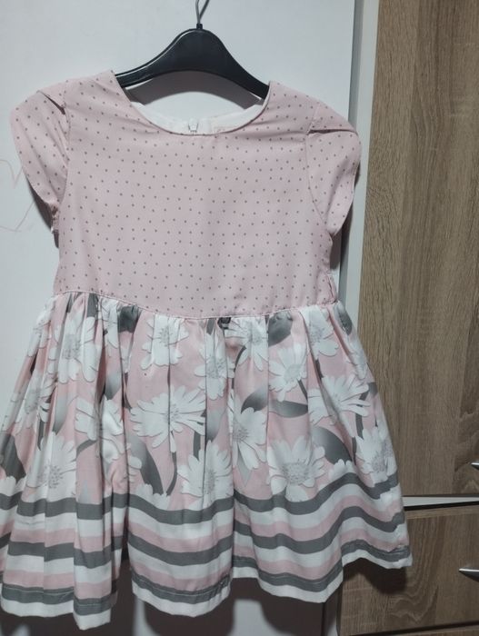 Розова рокля на цветя 110 рр