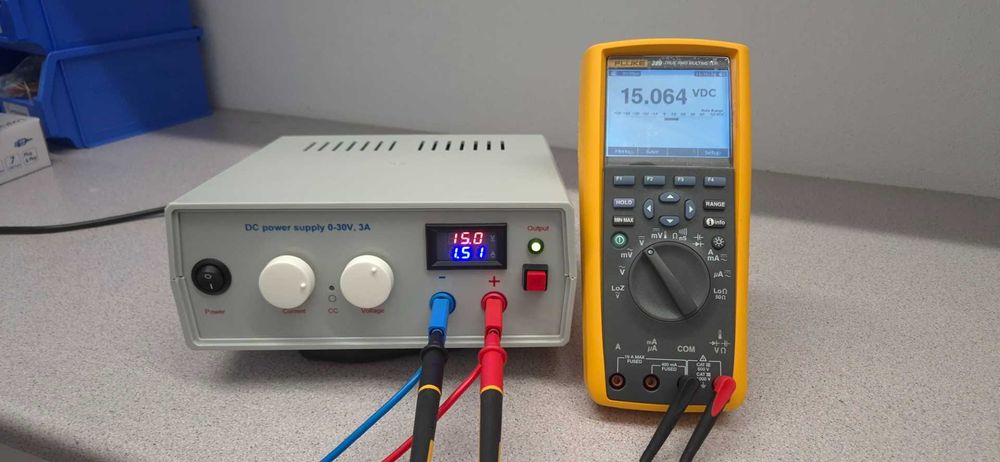 Sursa liniara reglabila  0-30V, 0-3.2A