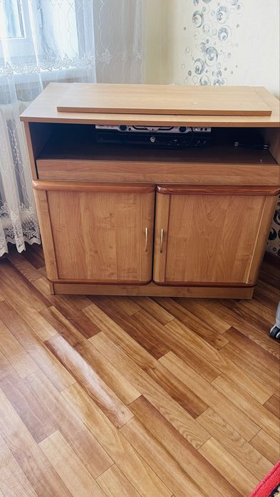 Тумба под телевизор