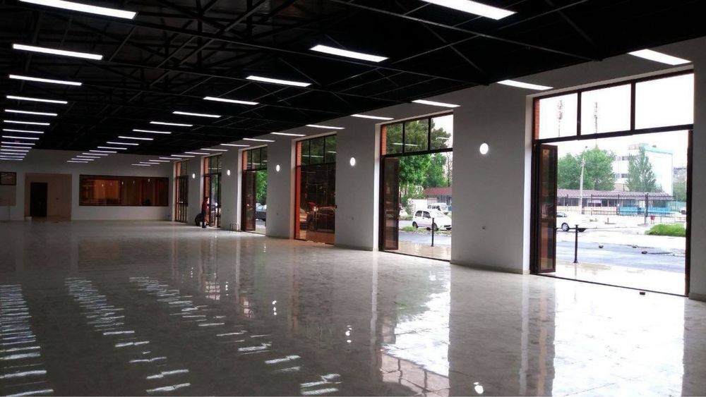 Здание Кадышева 2300 м2