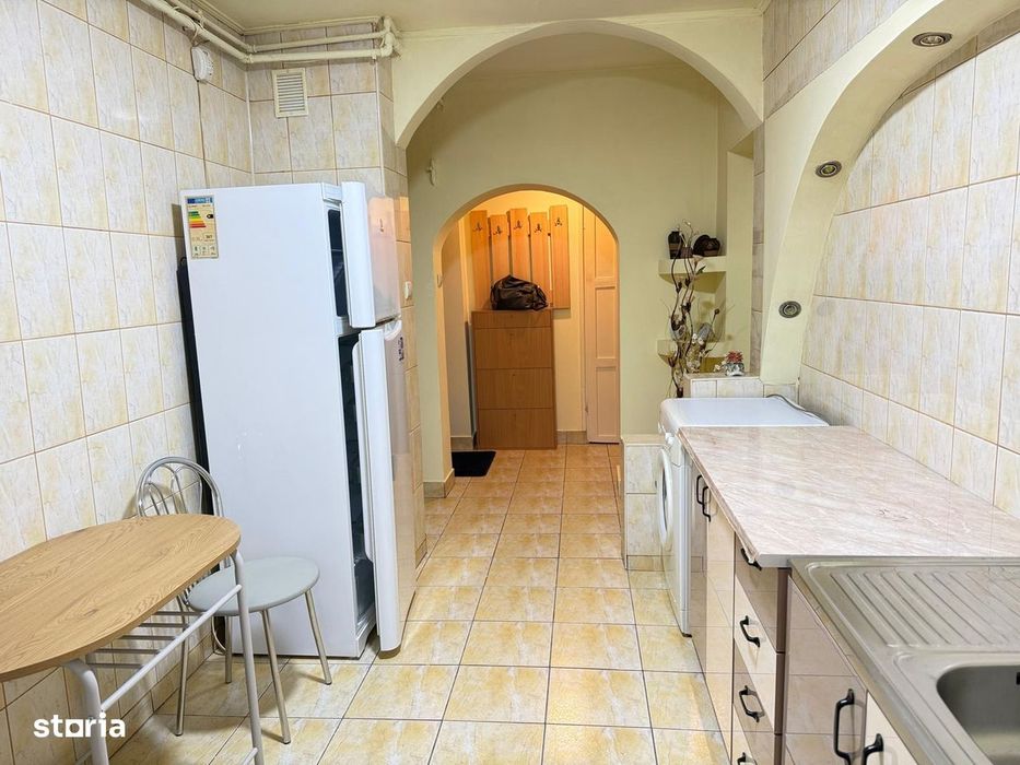 Inchiriere apartament 2 camere, mobilat, Targoviste, Centru Vechi