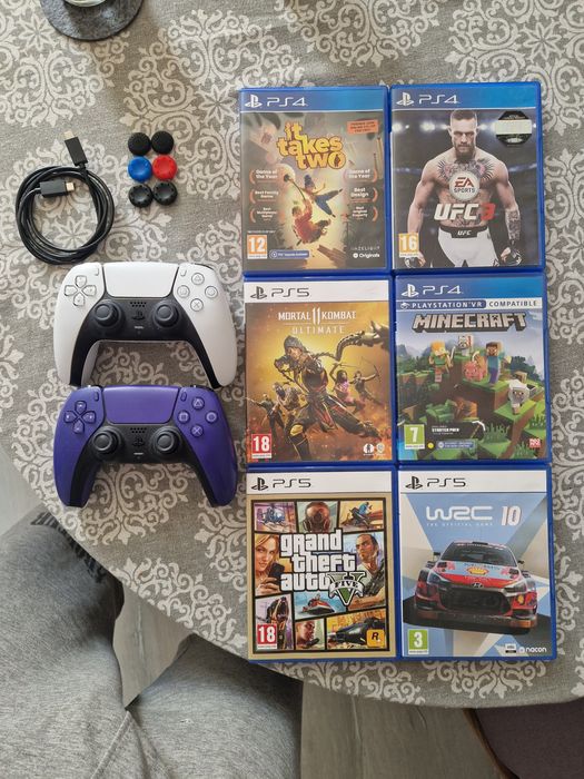 PS5 slim с диск гейминг сет, джойстици и слушалки.