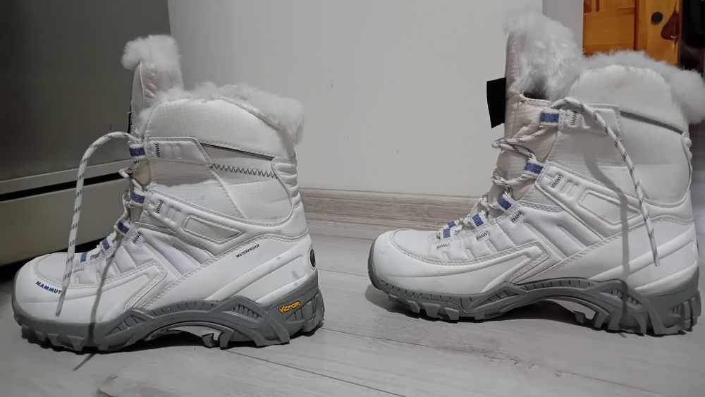 Туристически обувки Mammut номер 38