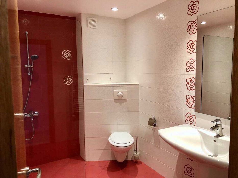 Дава се под наем Тристаен апартамент в София, Гоце Делчев - 100 кв.м за 423.81 € - Снимка #3