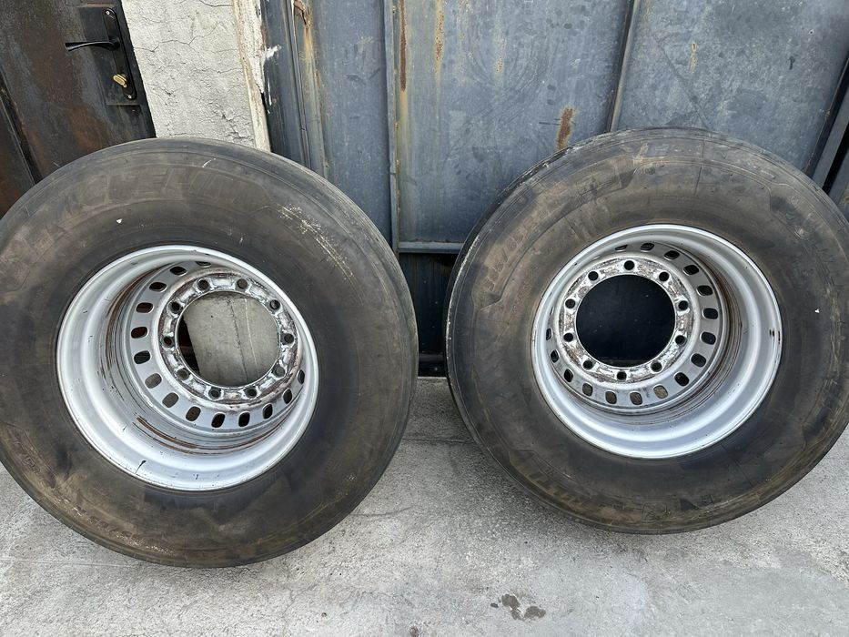 385/65 r22.5 Michelin с дисками