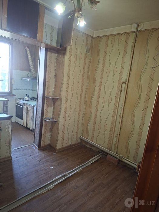 Продаётся квартира Юнусобад 19 квартал 2/5/5 два балкона