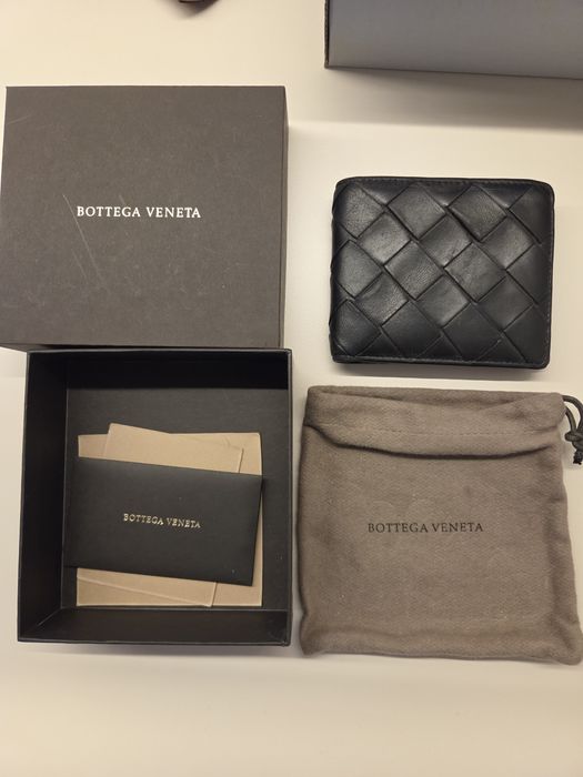 Продаю оригинал кошелек Bottega Veneta