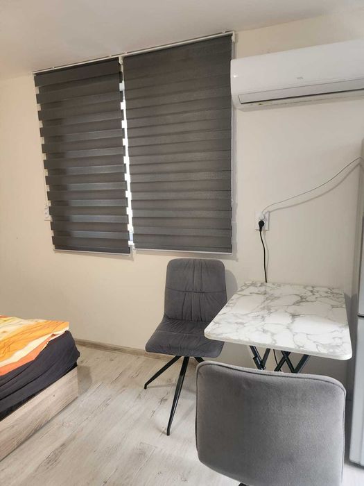 Отдавам под наем студио