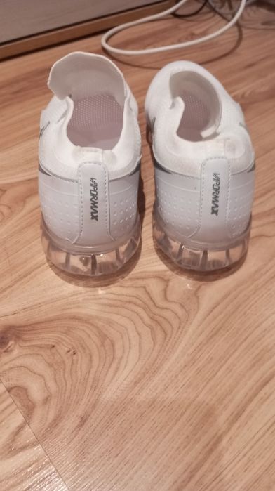 Продавам обувки найк veparmaks