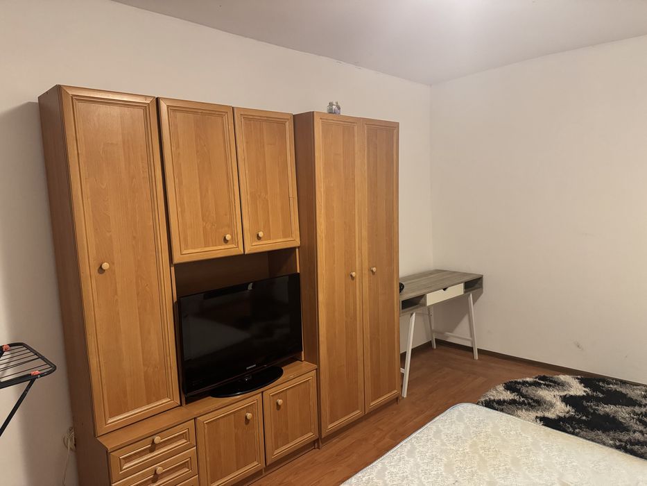 Proprietar inchiriez apartament o camera blascovici