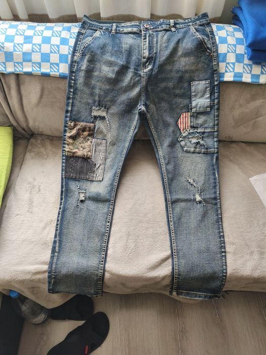 Мъжки дънки чисто нови