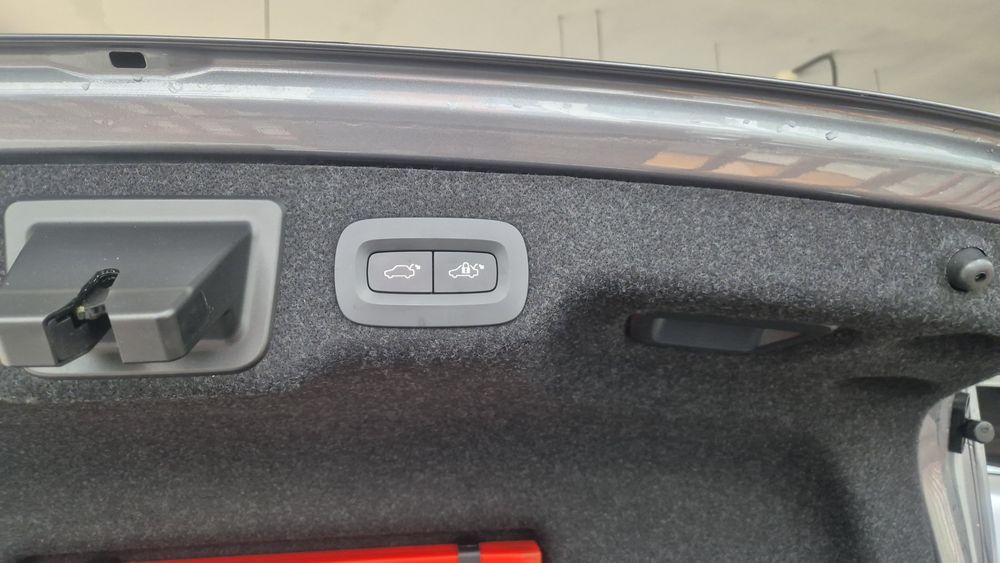 Vand Volvo S90 Momentum Plus ,2018,  D4