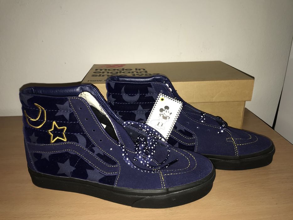 Vans Sk8-Hi x Disney