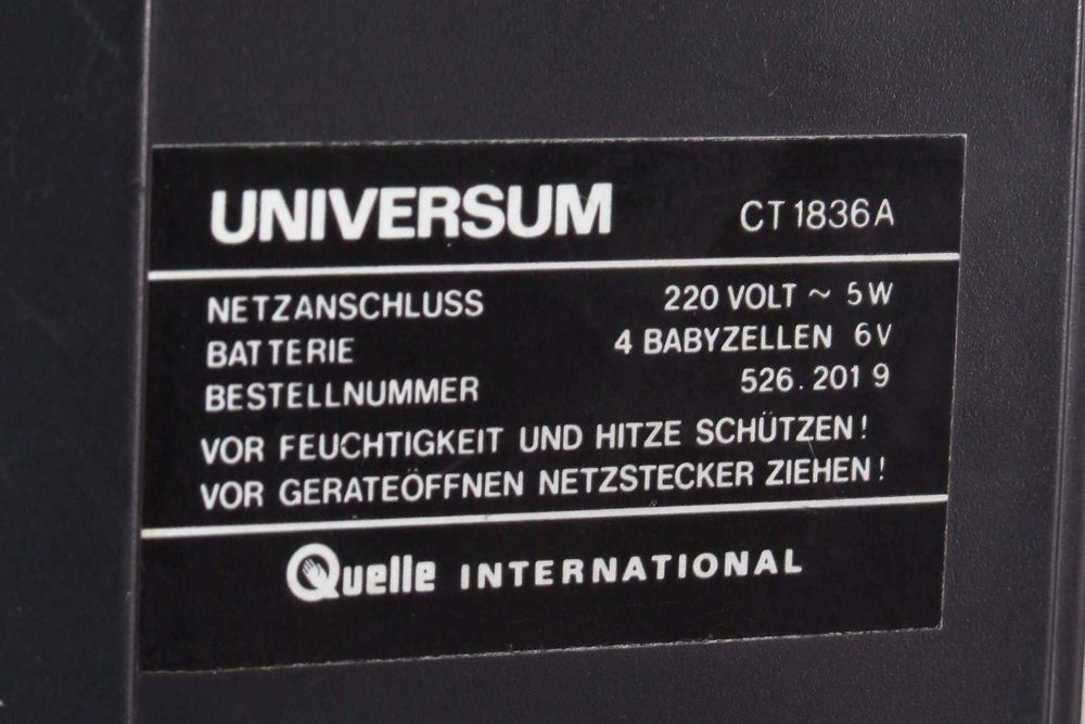 Casetofon UNIVERSUM, microfon, Made in Germany, priza-baterii, ca NOU