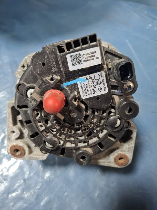 Генератор Рено Логан