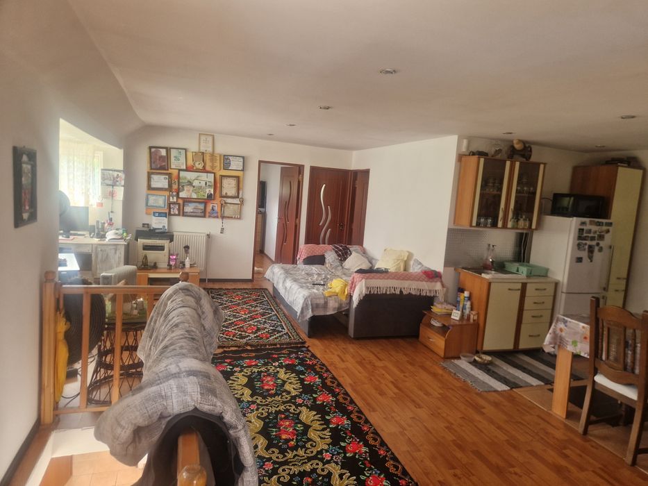 Casă locuibilă, Service auto la cheie, +1600m teren