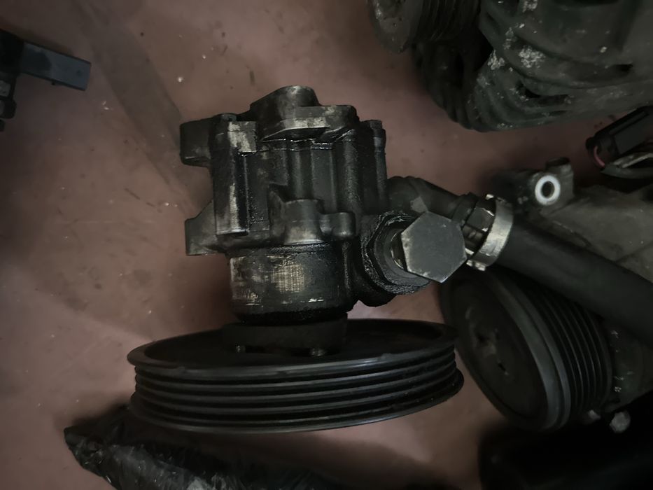 Pompa servo directie bmw e90 320D
