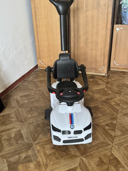 Продаем каталку машину