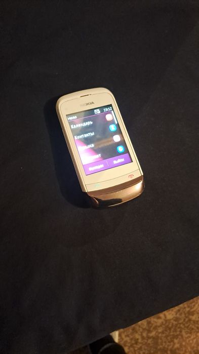 Nokia c2 -06 Мобильник