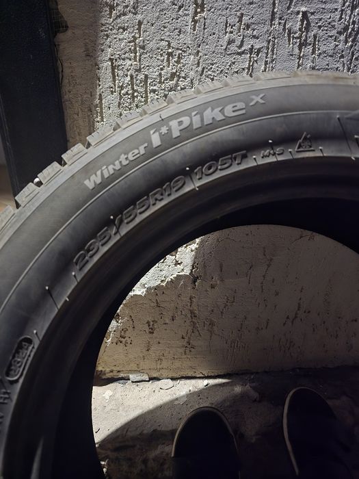 Winter i*Pike 235/55 R19 105t
