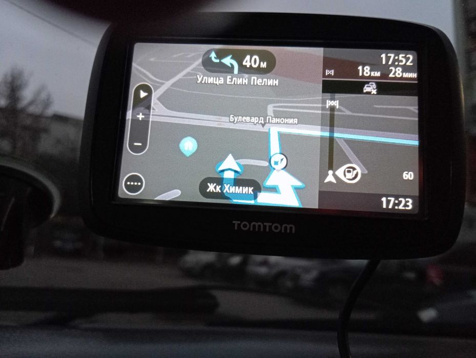 Навигация за кола TomTom