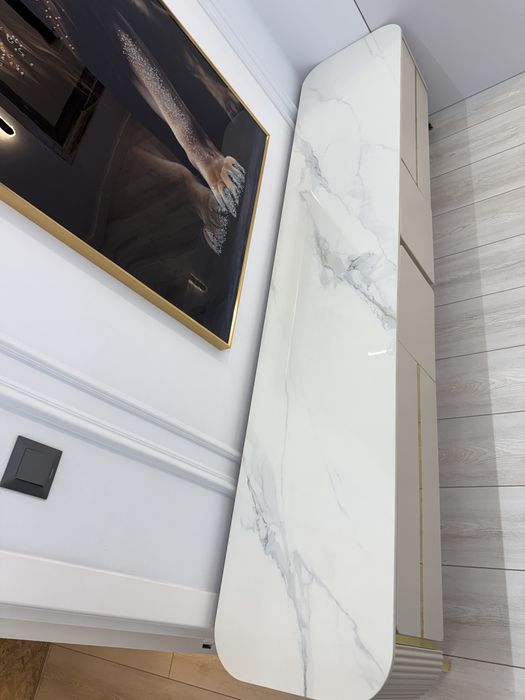 Подставка под телевизор