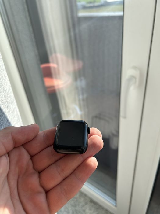Apple Watch SE 2022 GPS 40 mm – Stare impecabilă, Baterie 100%